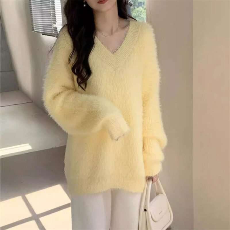 ÁO LEN LÔNG CỪU VIỀN CỔ TRÁI TIM MÀU VÀNG HOE