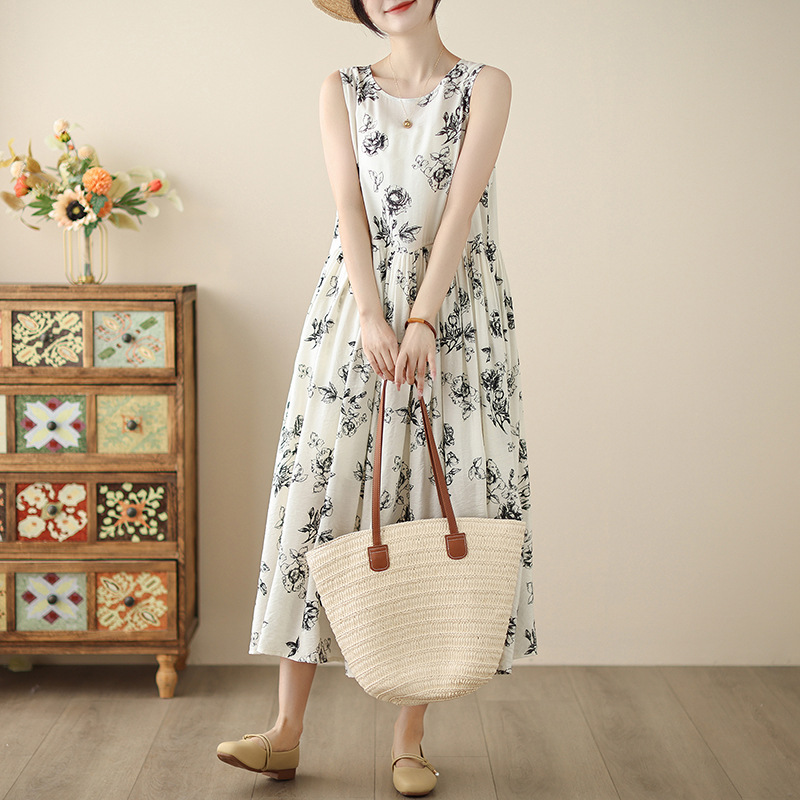 Đầm Suông Hoa Xếp Ly Nhẹ Nhàng