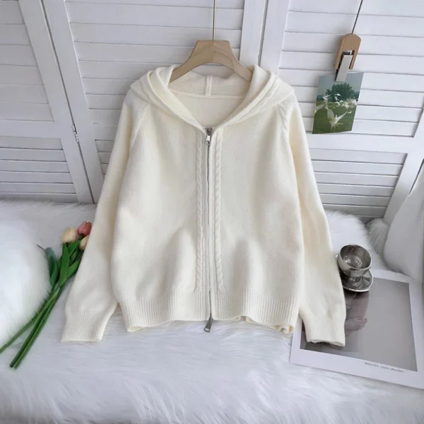 Áo Len Cardigan Chùm Đầu Ấm Áp Màu Trắng Kem