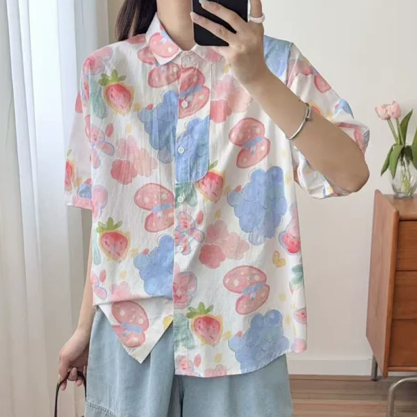 Áo Sơ Mi Tay Lỡ Họa Tiết Dâu Tây Và Mây
