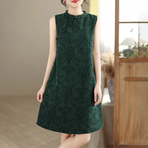Đầm Gấm Sát Nách Rêu Cổ Điển (Xanh Rêu)