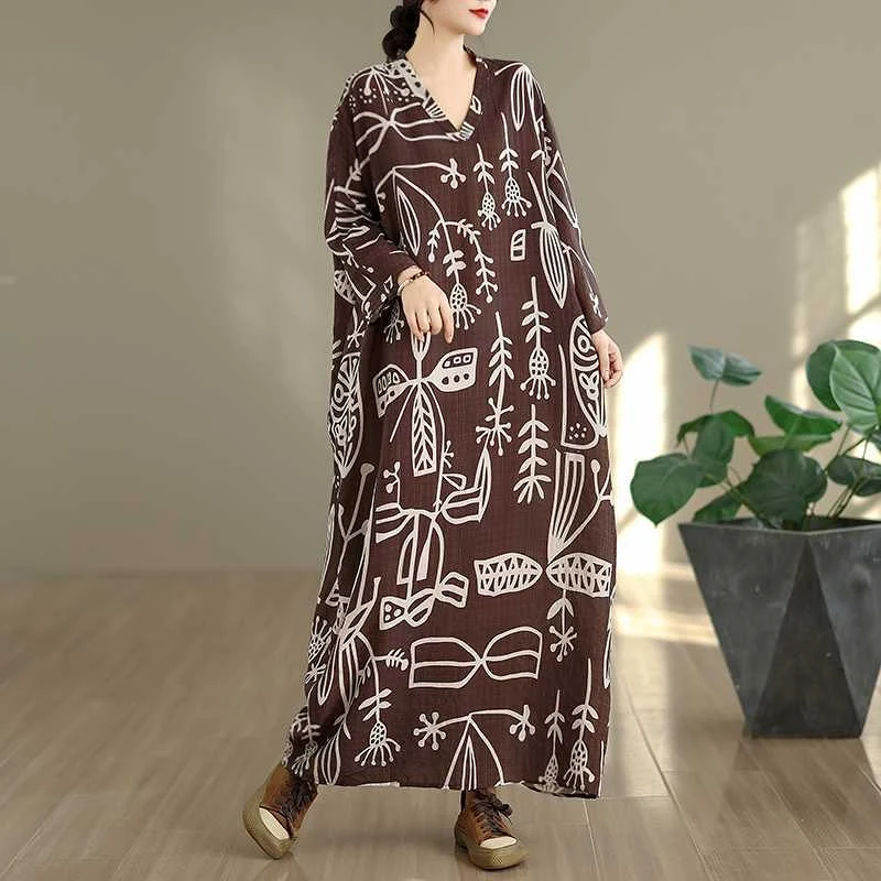 Đầm Oversize Cổ Chữ V Họa Tiết Ký Tự Cổ Nâu Cà Phê Đầm Oversize Cổ Chữ V Họa Tiết Ký Tự Cổ Nâu Cà Phê