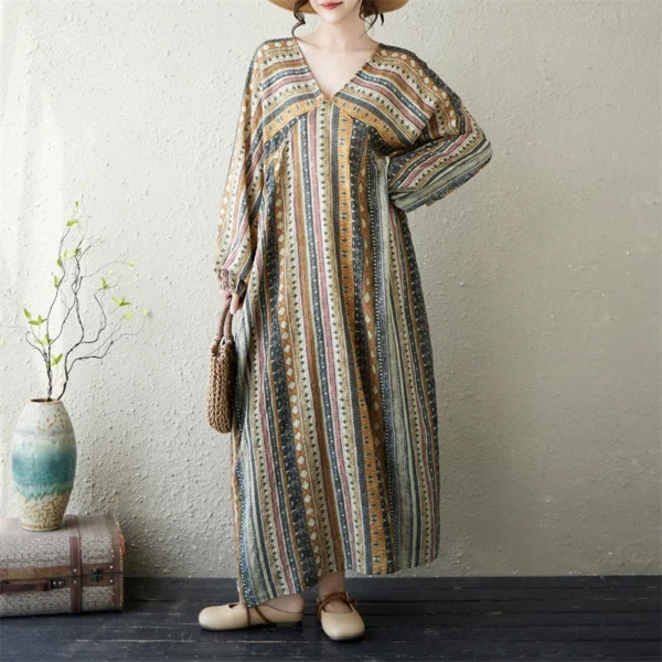Đầm Suông Oversize Tay Phồng Họa Tiết Sọc Nâu Vàng